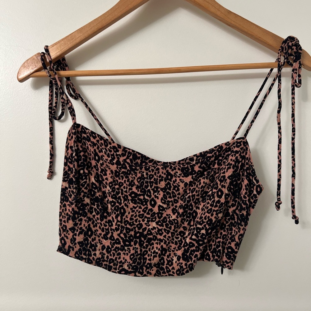 Wilfred Leopard Print Strappy Crop Top – Size M